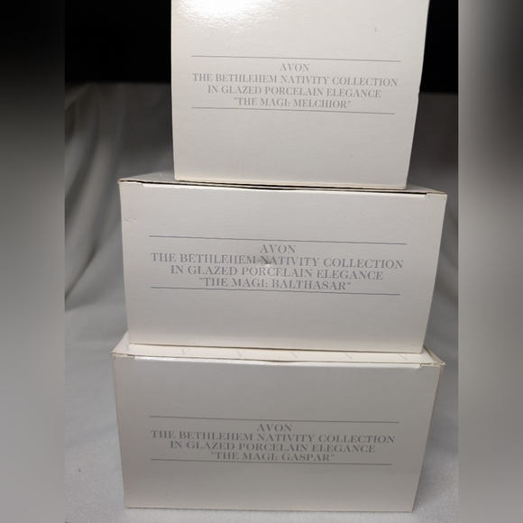 Vintage 1993 Avon Bethlehem Nativity Collection "Magi" 2nd Issue Set of 3 - Picture 12 of 12